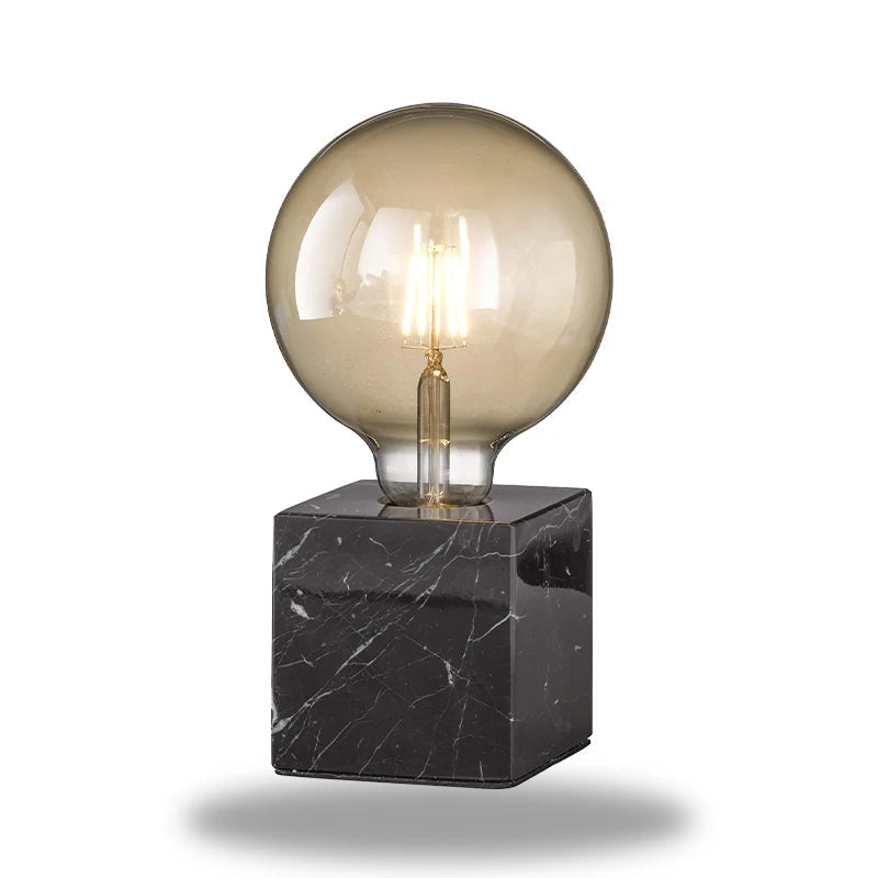Lampe de table cube en marbre